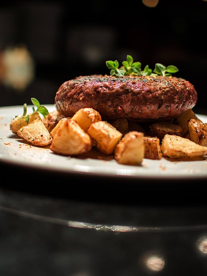 Bifteki at Ventiri Roast House (Facebook.com -